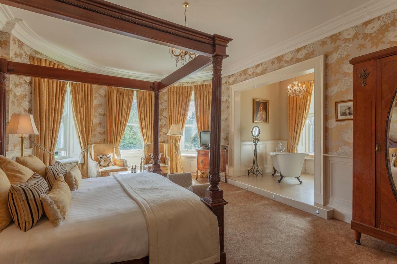 Ballyseede Castle Тралий Екстериор снимка
