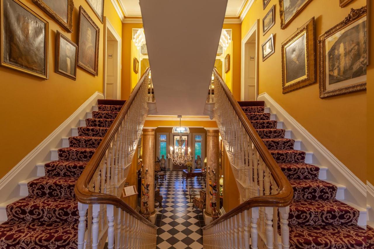 Ballyseede Castle Тралий Екстериор снимка