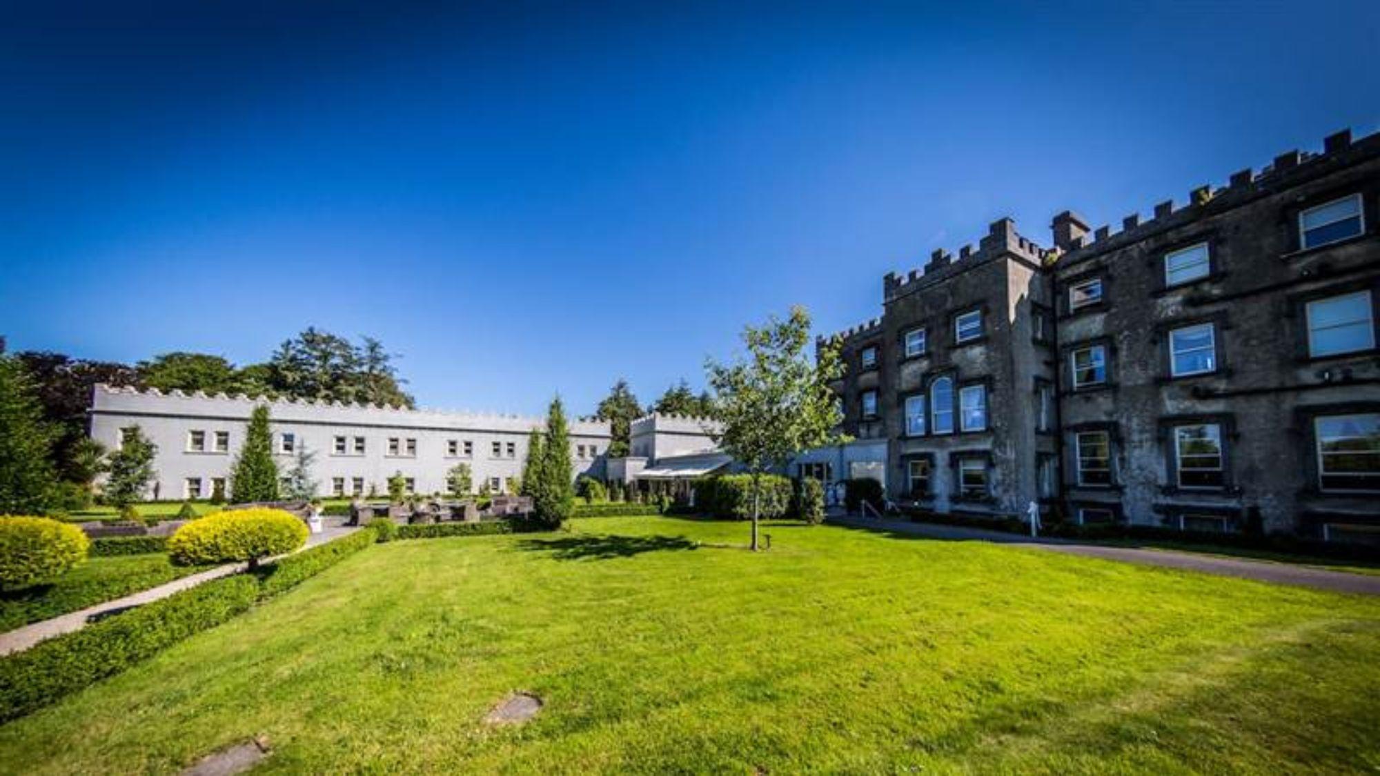 Ballyseede Castle Тралий Екстериор снимка