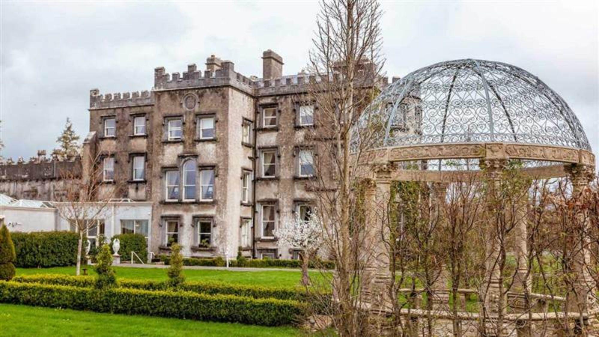 Ballyseede Castle Тралий Екстериор снимка