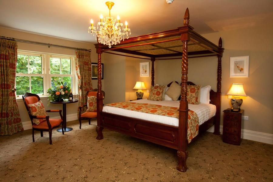 Ballyseede Castle Тралий Екстериор снимка